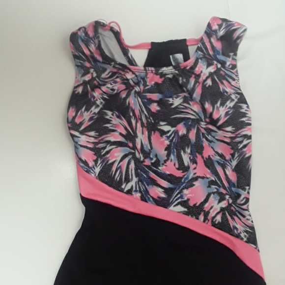 Danskin Freestyle 2 pc Dance Short Set - Picture 2 of 7